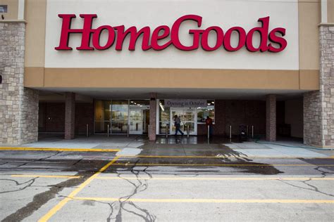Home goods tulsa - HomeGoods is located within easy reach in Memorial Crossing at 10122 South Memorial Drive, in the south-east area of Tulsa, in Bixby ( near Costco Retail ). The store primarily serves …